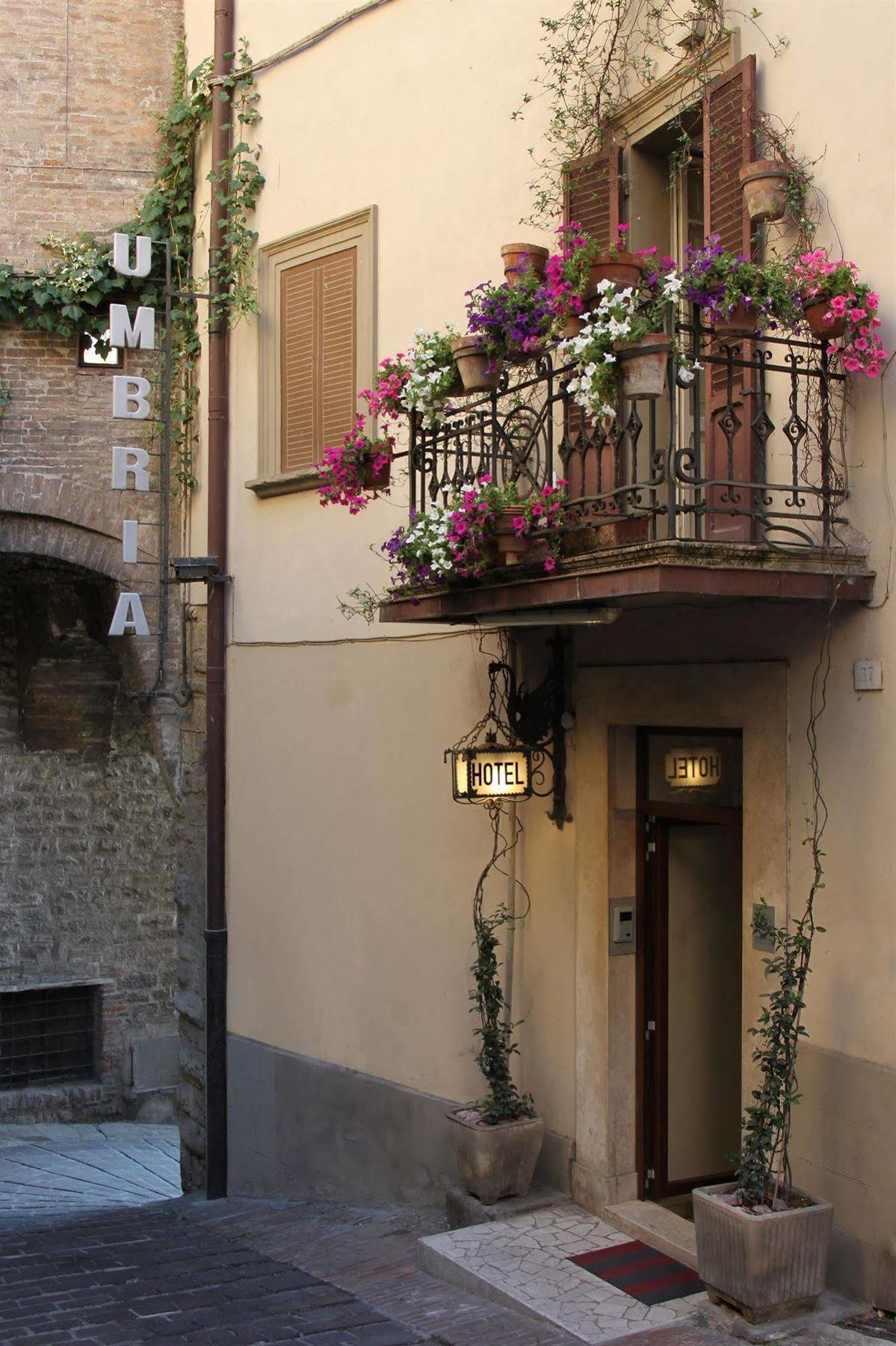 Hotel Umbria Perugia Exterior photo